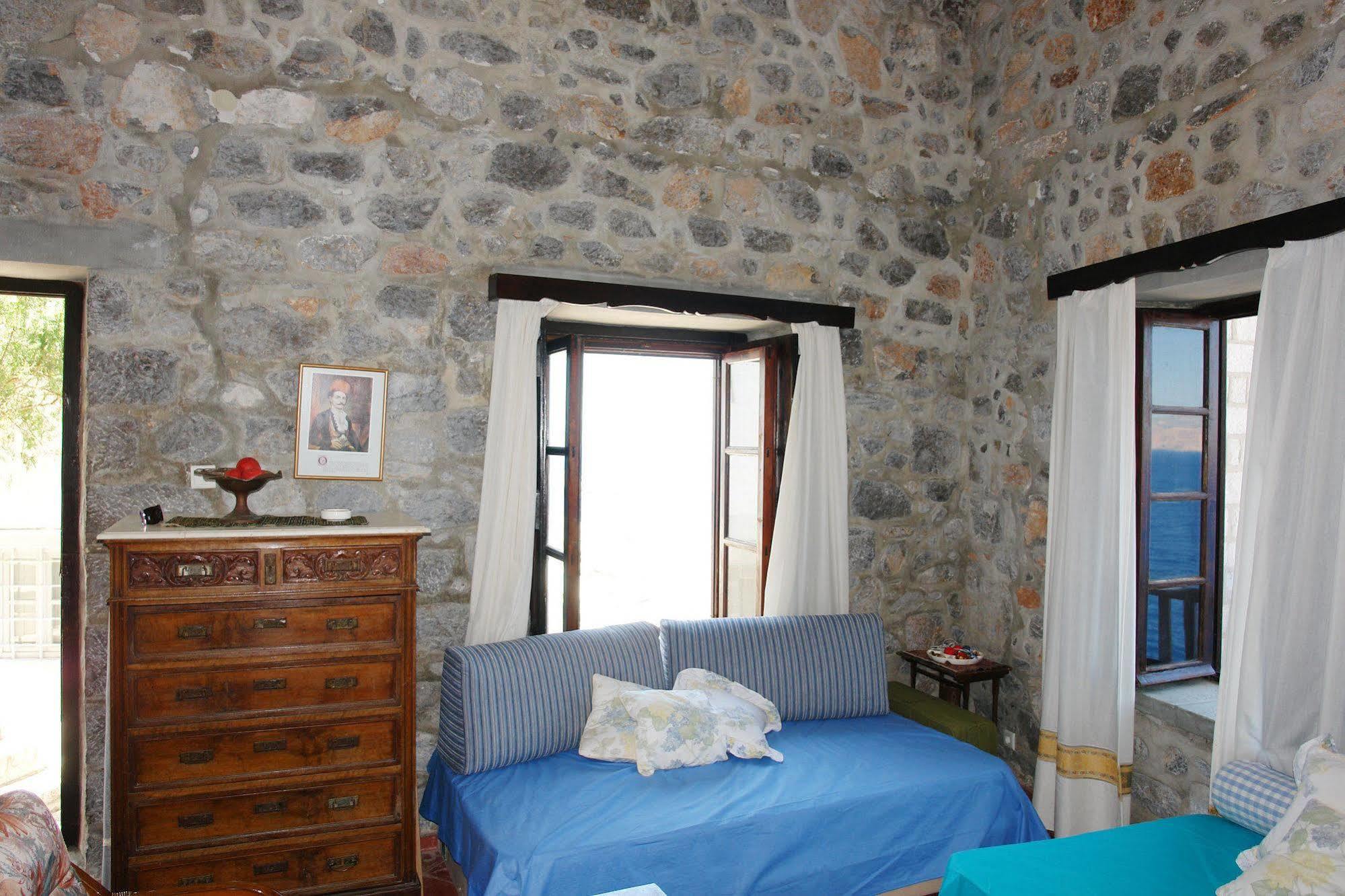 Villa Castello ไฮดรา ภายนอก รูปภาพ